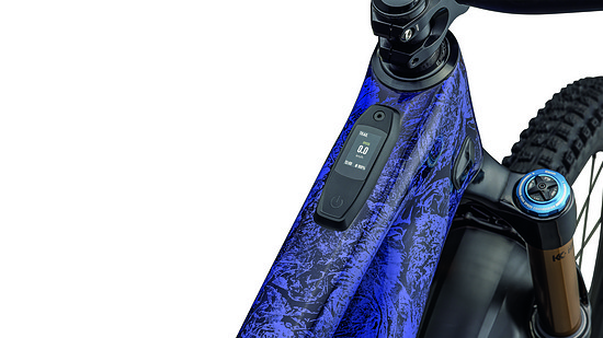 96825-02 LEVO-SL-SW-CARBON-UL-PDRNDGOTNT-CLGRY-MNSHDW D7-TCU