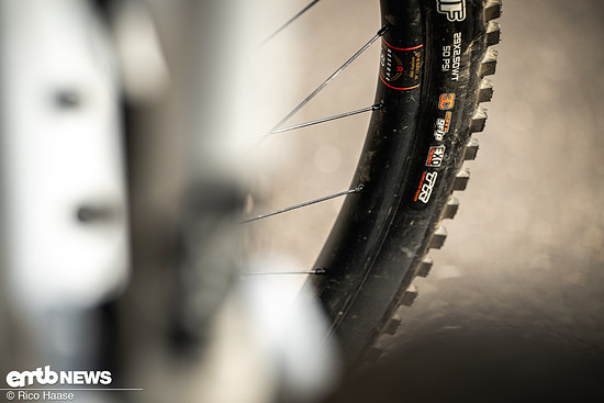 Alle Santa Cruz E-Bikes haben zwar ein 29&quot;-Vorderrad, aber auch ein 27,5&quot;-Hinterrad.