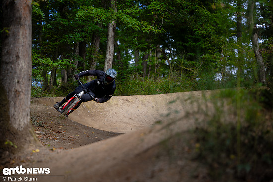 Canyon NeuronON AL 2025 Action PSturCanyon NeuronON AL 2025 Action PSturm-4