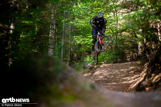 Canyon NeuronON AL 2025 Action PSturCanyon NeuronON AL 2025 Action PSturm-15