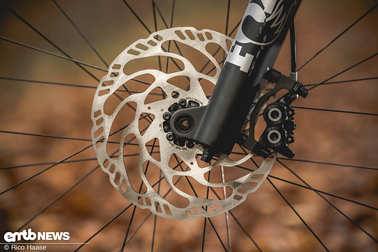 Großer Teller vorne: Die Magura MT5 sorgt für Verzögerung