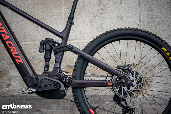 Der Horstlink-Hinterbau stellt 150 mm Federweg zur Verfügung.