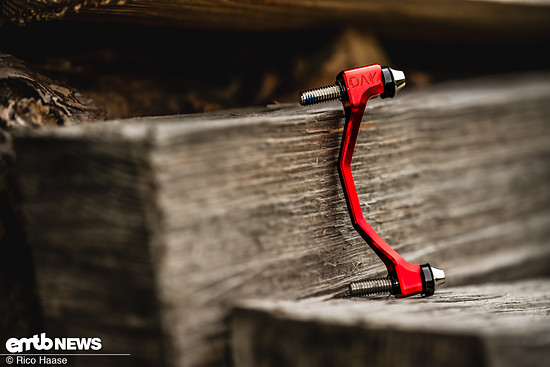 OAK Fork Caps DSC 2792