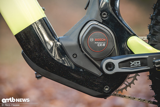 Der Bosch CX-R-Motor setzt auf ein Magnesium-Gehäuse mit Titan-Kurbelwelle und Keramik-Lagern.