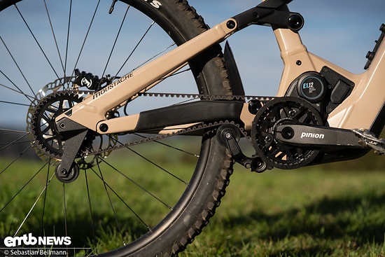 Auch Moustache verbaut ...