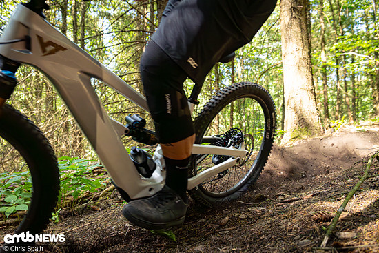 Bodennahe Konstruktion am YT Decoy 2025