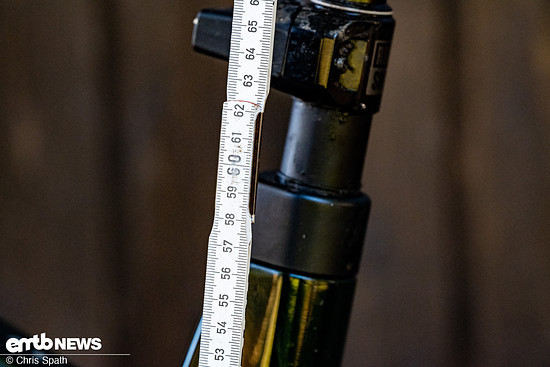 Das genaue Abstimmen von Sattelstützen-Auszug, maximalem Verstellweg und Einstecktiefe ist gerade bei Menschen mit weniger großer Schrittlänge ein Thema.