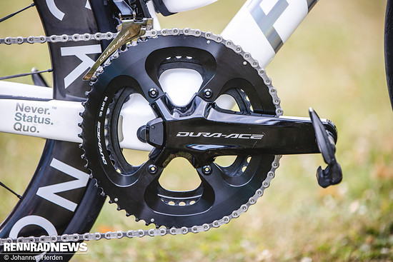 Selbst im Rennrad-Profisport, wo die technischen Vorteile wie die Erhöhte Bodenfreiheit weniger entscheidend sein dürften, wird auf kompaktere Kurbeln gesetzt.
