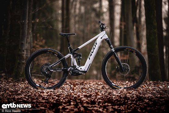 Pivot Shuttle LT mit Bosch CX-R DSC 2917