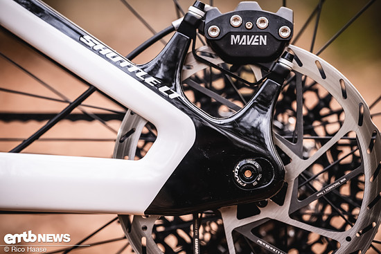 Pivot Shuttle LT mit Bosch CX-R DSC 3022