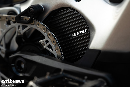 Shimanos EP801 ist zwar nicht mehr der neueste Motor, mit 85 Nm Drehmoment und bis zu 600 W Leistung kann er vor allem durch den Unterstützungscharakter begeistern.
