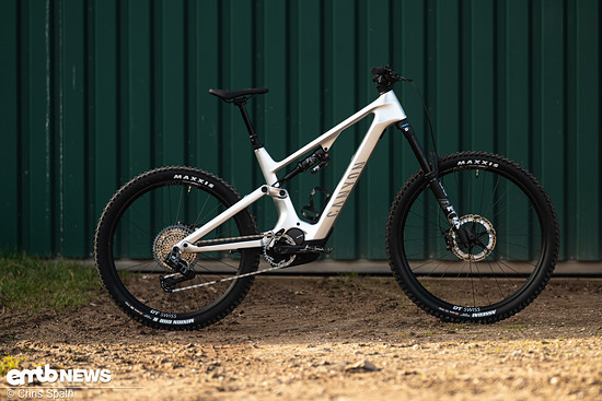 Canyon Spectral:ON CF 9