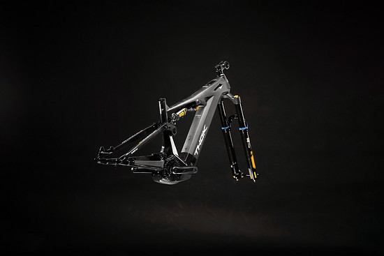 THOK TP4 Dream Kit Black (7)