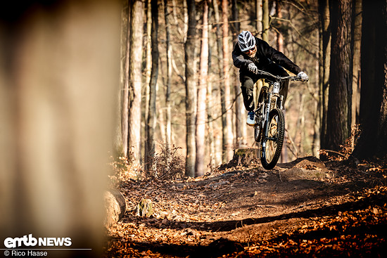 Was mit einem Pivot Shuttle LT immer geht? Schnell und verspielt über die Trails bügeln.