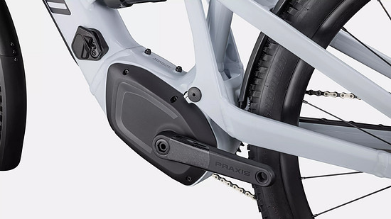 Starker Motor und simpler Eingelenkhinterbau