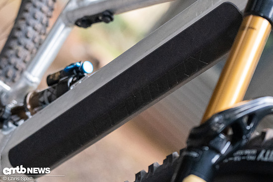 Bosch Performance CX und 600 Wh Akku – ein Rezept auf das nur wenige Hersteller konsequent setzen. Crossworx hat das Bike bis vor kurzem auch nur mit dem kleineren PowerTube-Akku angeboten.