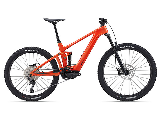 Giant Trance X Advanced E+ Elite 3  | UVP: 4.999 €  | Motor: Giant SyncDrive Pro2 | Akkukapazität: 400 Wh | Federweg v/h: 150/140 mm | Gewicht: 20,3 kg
