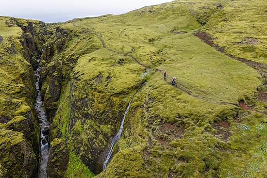 Die Bikefarm. Noch neu auf der Mountainbike-Karte, aber schon jetzt absolut eine Reise wert. Flowtrails, ein 20-Kilometer-Loop und genug Möglichkeiten, sich richtig auszupowern.