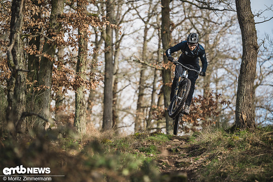 Ich bin schon sprungfreudigere Bikes gefahren – das Pace 290 will etwas dazu überredet werden auch mal Trail-Segmente nur von oben zu observieren.