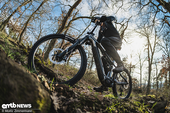 Kontrolliert und stetig klettert das Merida Etmo 800 – das Bike war ab Werk mit den weniger dynamischen Unterstützungsmodi ausgerüstet, die ich persönlich auch gerne fahre.