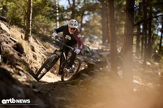 Leute, auf dem Trail ist das neue Shuttle AMP’d eine echte Spaßmaschine.