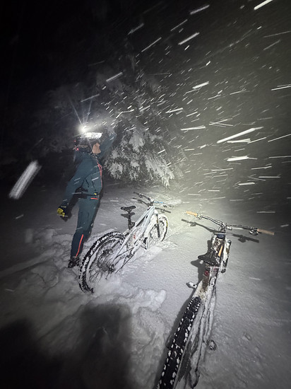 E-Mountainbike-Fahrt am Abend