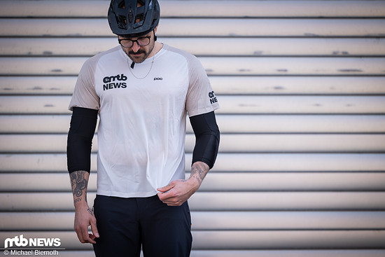 Der Dirt Elbow Guard 2.0