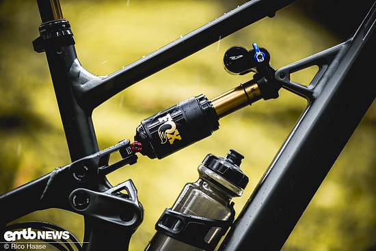 ... Foy X2 Factory-Dämpfer. Beides Garant für maximale Performance auf dem Trail.