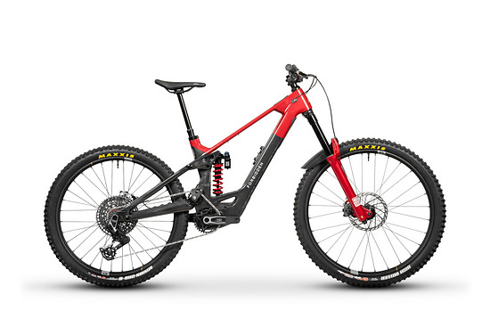 Knappe 12.000 € kostet das Topmodell – interessanterweise ist hier das RockShox-Bike Topmodell, nicht die Fox-Ausstattung.