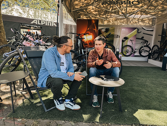Robert im Interview.