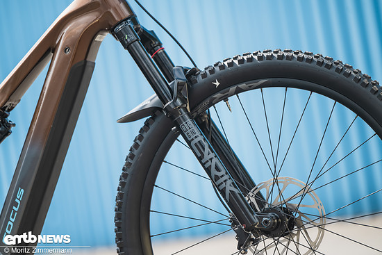 Komponentenseitig vertraut der Hersteller beim 6.8 Modell stark auf die Kooperation mit SRAM.