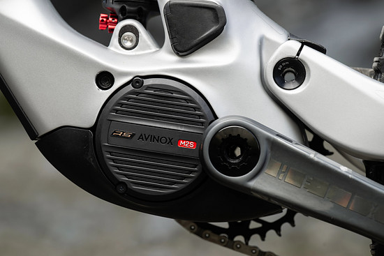 Der RS-Zusatz macht den Unterschied: Orbea ist einmal mehr tief in die Materie abgetaucht und hat die Motorunterstützung selbst gestaltet.