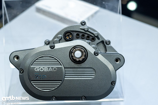 Gobao kombiniert beim X1 und X1P Motor und elektronisch gesteuertes CVT in einem Gehäuse. Der stärkere X1P nennt 150 Nm Drehmoment, 1.500 W Spitzenleistung und 500 % Übersetzungsbandbreite.
