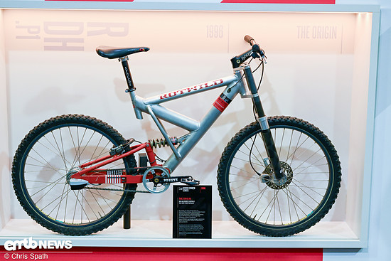 Foto_Chris_Spath_Eurobike_Rotwild_TheOrigin-228.jpg